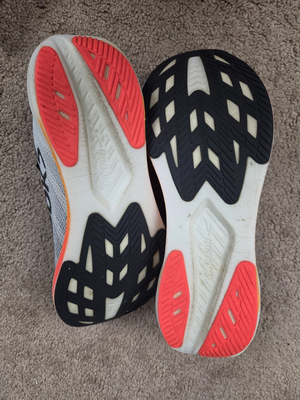 Brooks Black Sneaker with Red Insole Logo - Picture 8 of 8